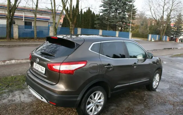 NISSAN Qashqai 1.2 DIG-T Tekna
