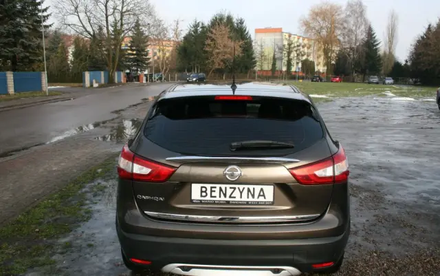 NISSAN Qashqai 1.2 DIG-T Tekna