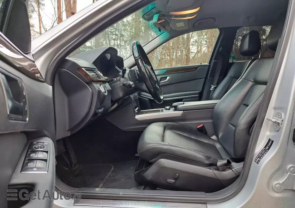 MERCEDES-BENZ Klasa E 200 T CDI 7G-TRONIC Elegance