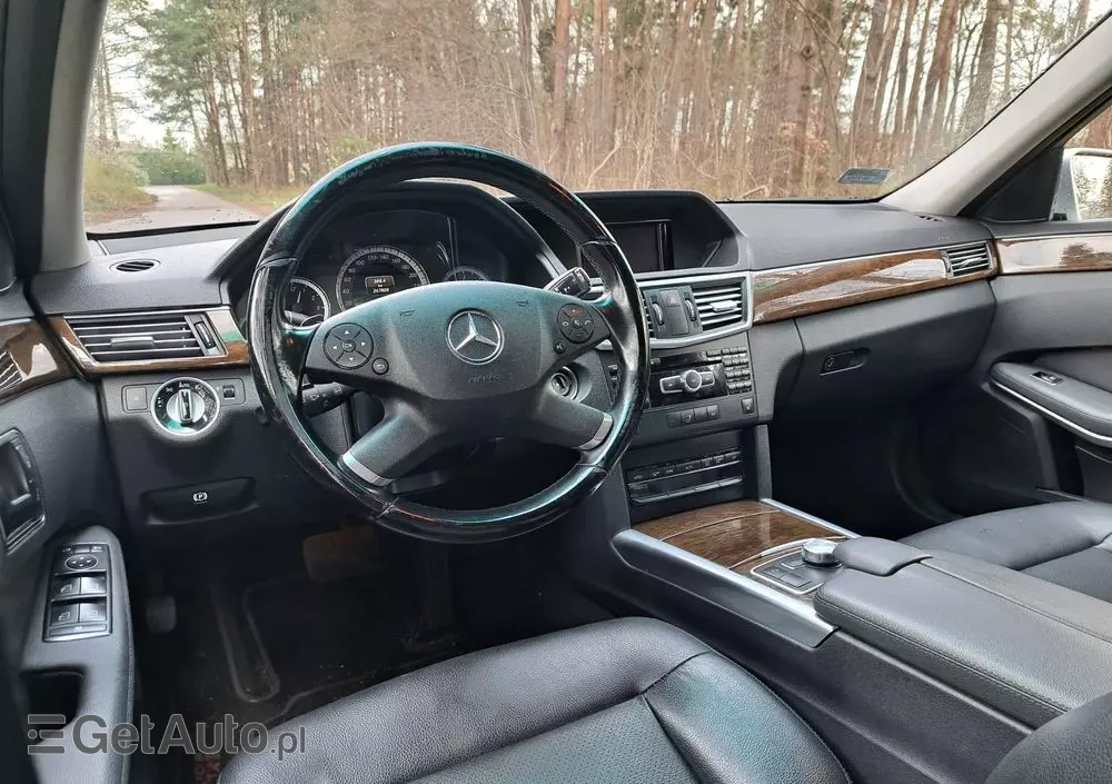MERCEDES-BENZ Klasa E 200 T CDI 7G-TRONIC Elegance