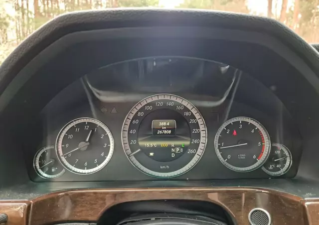 MERCEDES-BENZ Klasa E 200 T CDI 7G-TRONIC Elegance