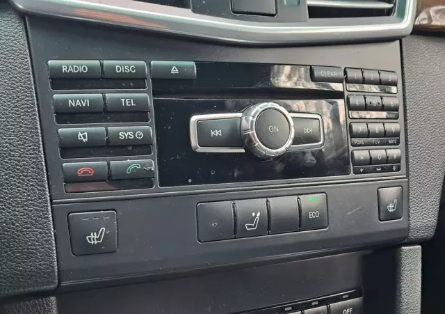 MERCEDES-BENZ Klasa E 200 T CDI 7G-TRONIC Elegance