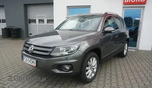 VOLKSWAGEN Tiguan 