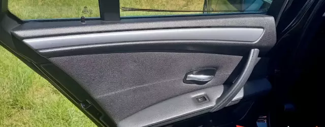 BMW Seria 5 520d (177 KM)