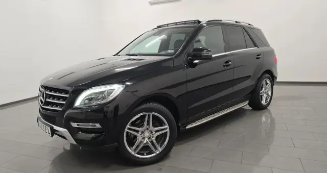 MERCEDES-BENZ ML 