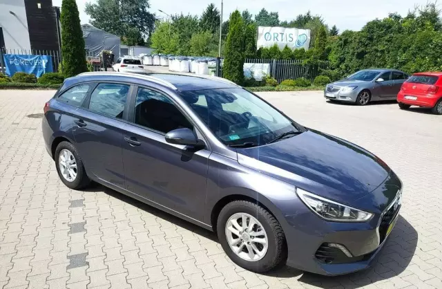 HYUNDAI I30 