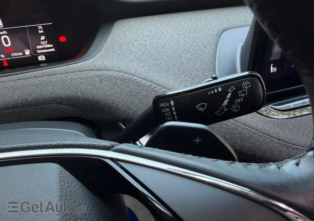 SKODA Enyaq 60 62kWh