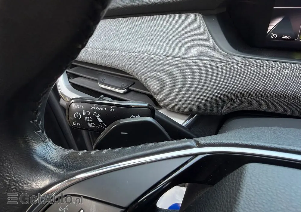 SKODA Enyaq 60 62kWh