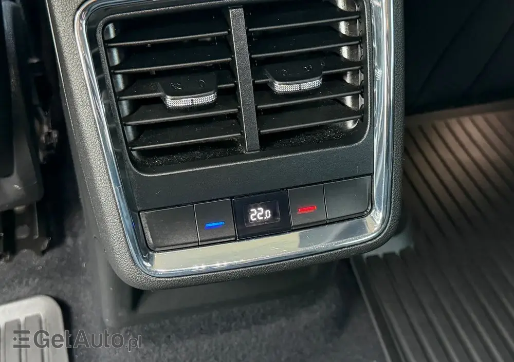 SKODA Enyaq 60 62kWh