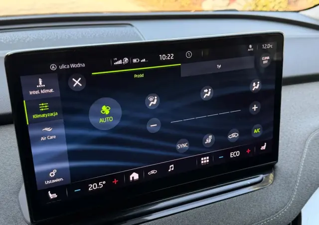 SKODA Enyaq 60 62kWh