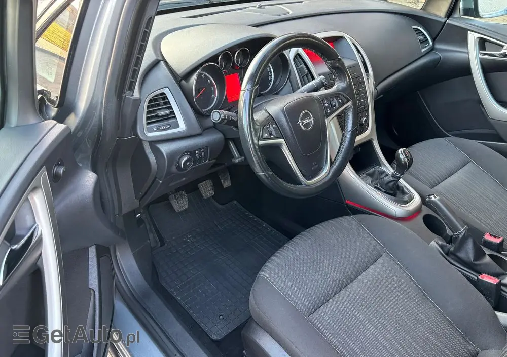 OPEL Astra 1.4 Turbo Edition Sport