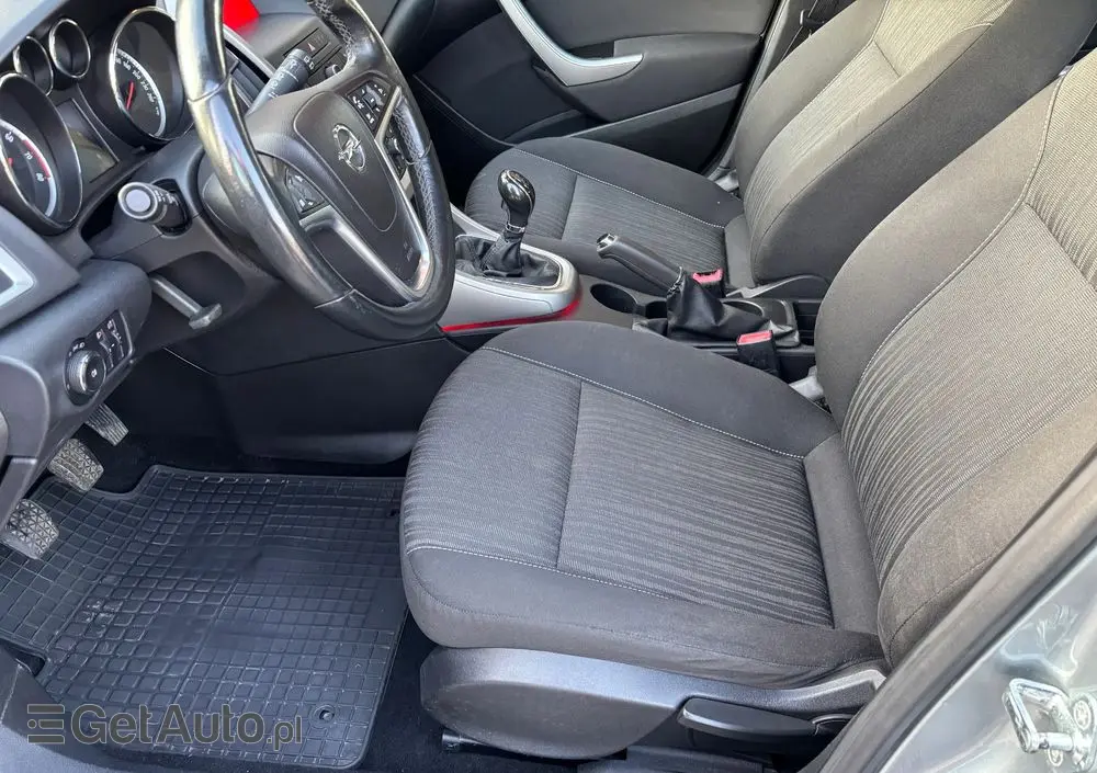 OPEL Astra 1.4 Turbo Edition Sport