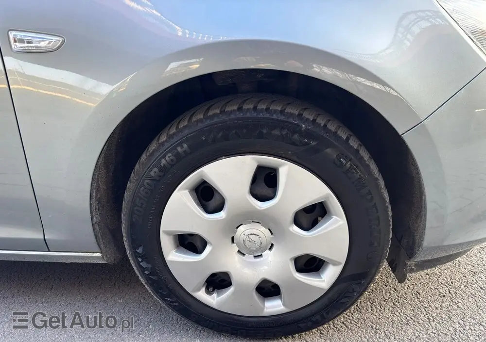 OPEL Astra 1.4 Turbo Edition Sport