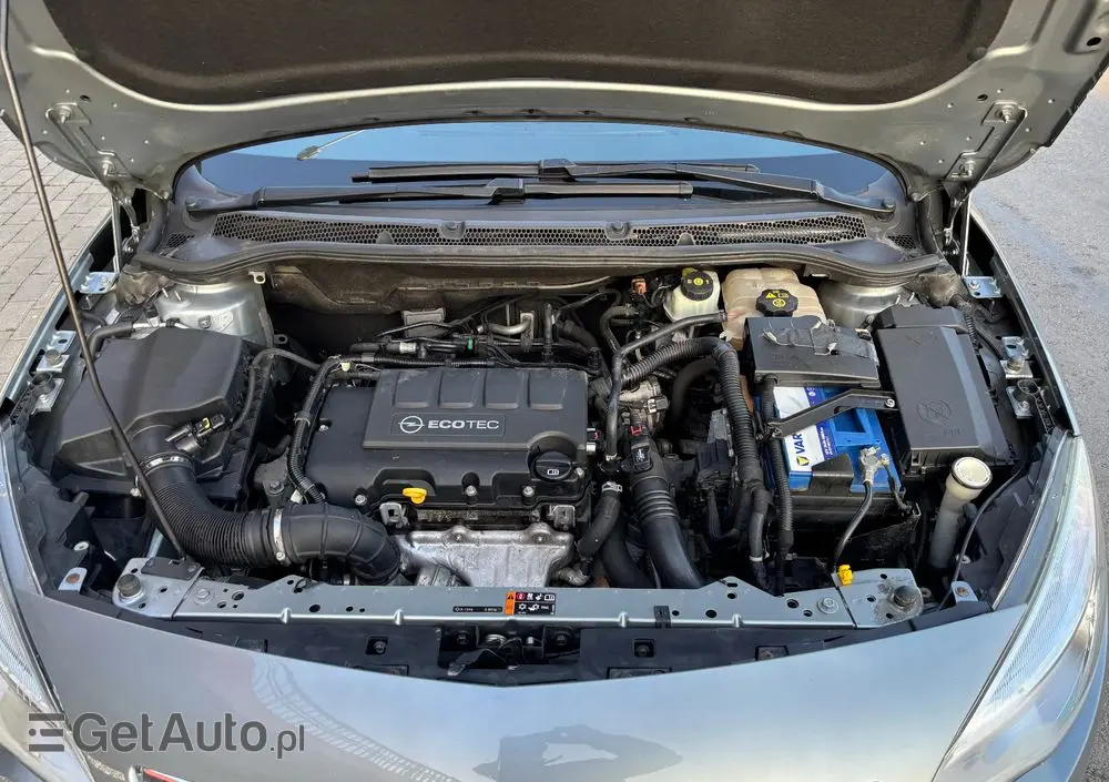 OPEL Astra 1.4 Turbo Edition Sport