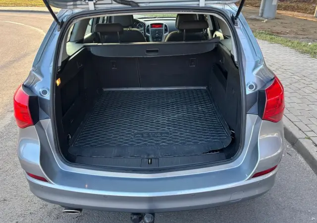 OPEL Astra 1.4 Turbo Edition Sport