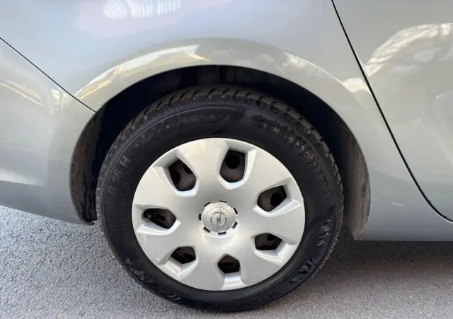 OPEL Astra 1.4 Turbo Edition Sport