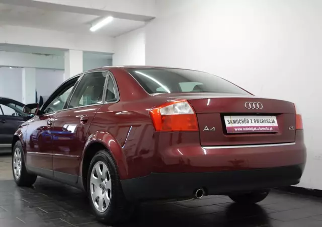 AUDI A4 2.0