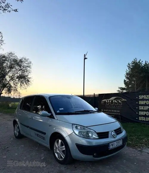 RENAULT Scenic 