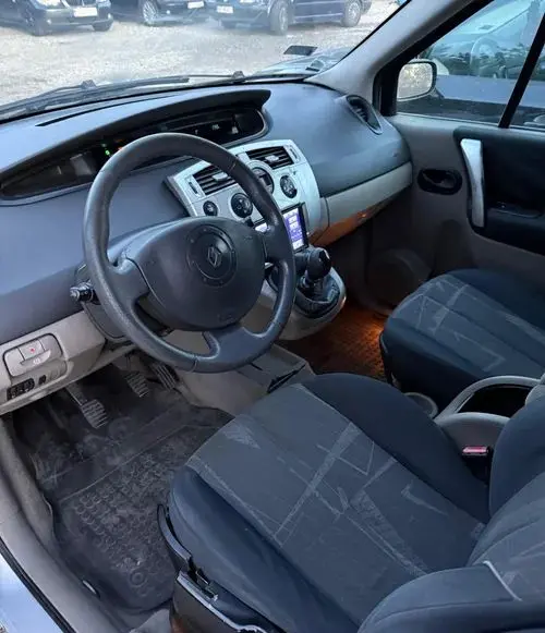 RENAULT Scenic 