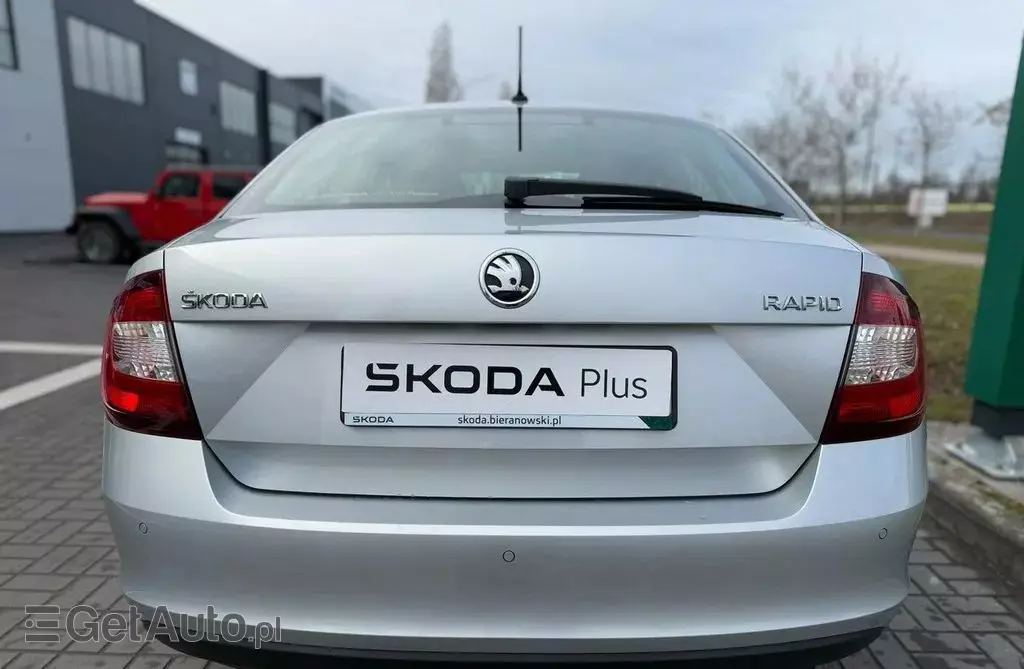SKODA Rapid 