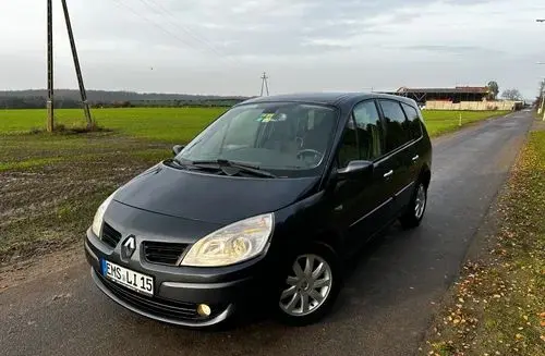 RENAULT Grand Scenic 