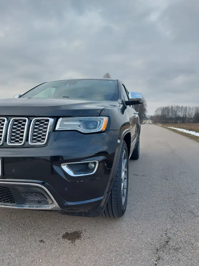 JEEP GRAND CHEROKEE OVERLAND