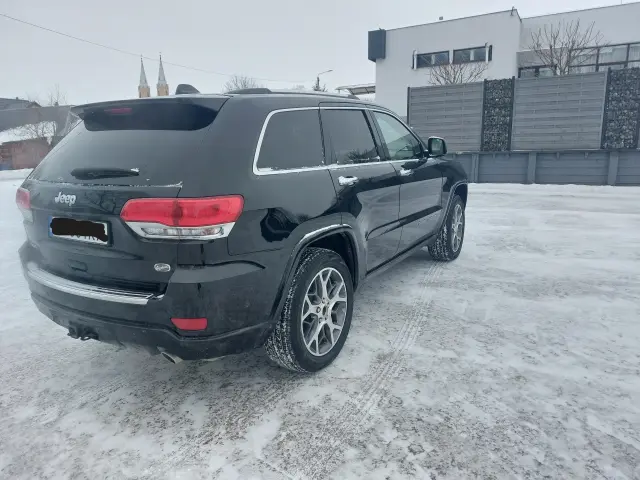 JEEP GRAND CHEROKEE OVERLAND