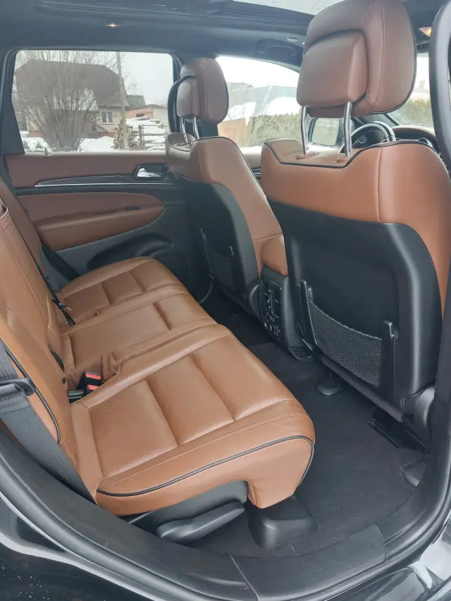 JEEP GRAND CHEROKEE OVERLAND