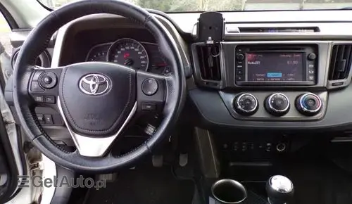 TOYOTA Rav 4 