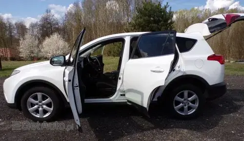 TOYOTA Rav 4 