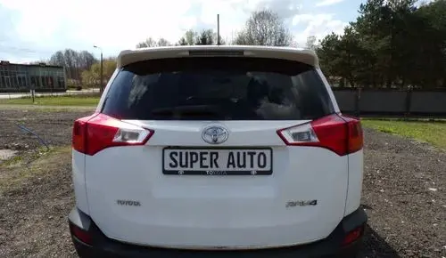TOYOTA Rav 4 
