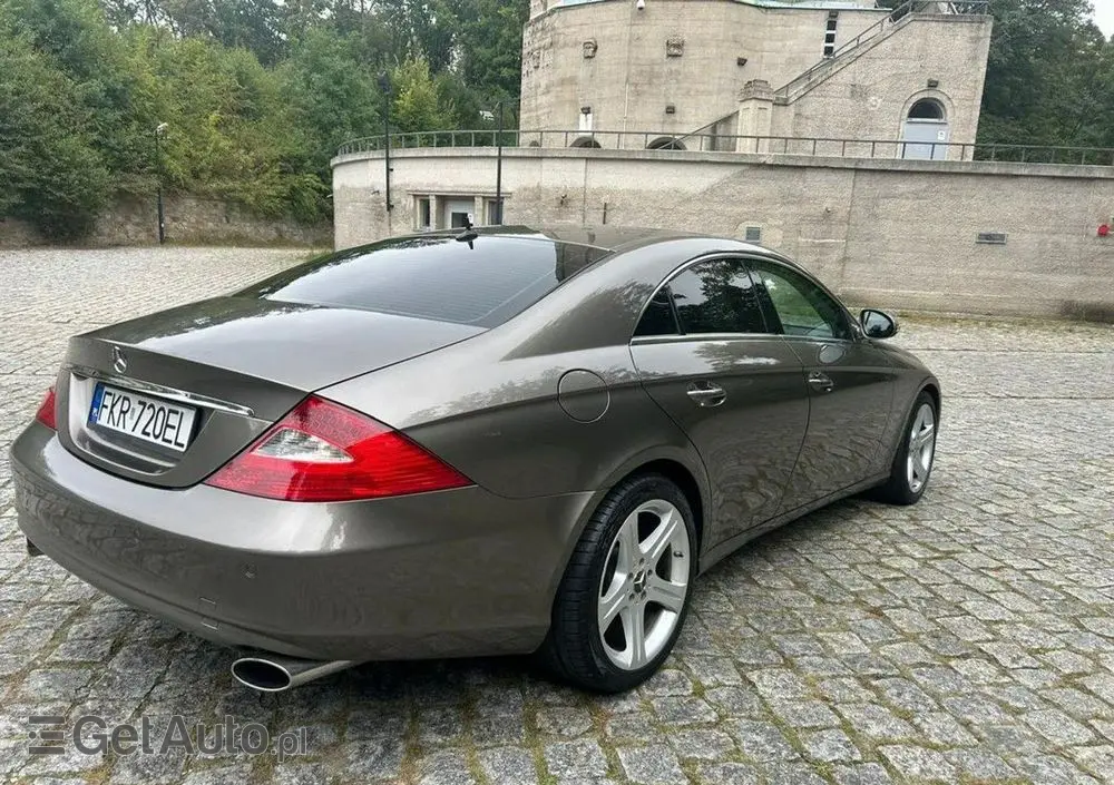 MERCEDES-BENZ CLS 500
