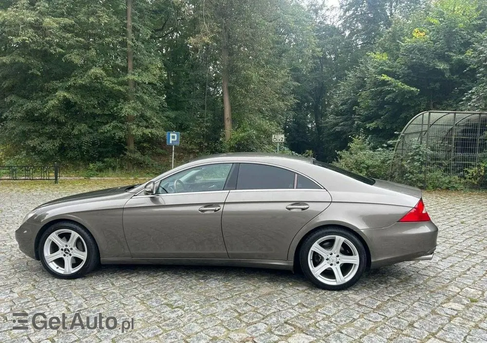 MERCEDES-BENZ CLS 500