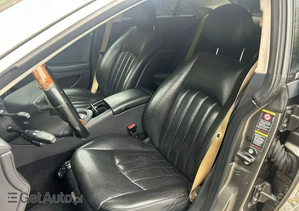 MERCEDES-BENZ CLS 500