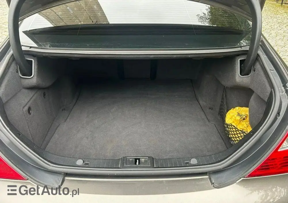 MERCEDES-BENZ CLS 500