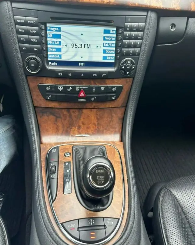 MERCEDES-BENZ CLS 500