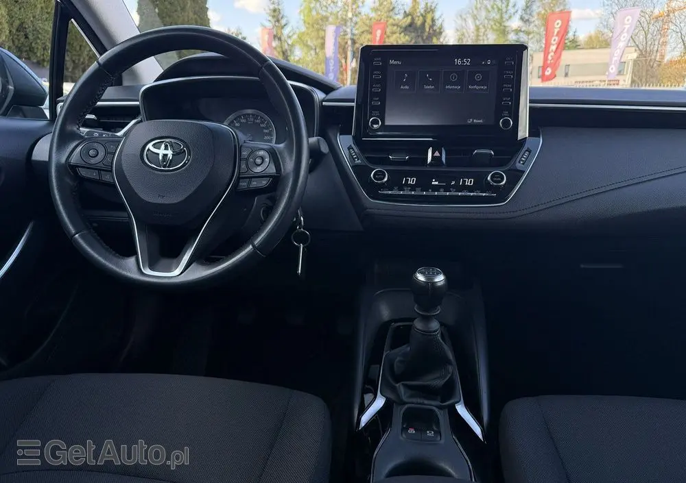 TOYOTA Corolla 1.5 Comfort