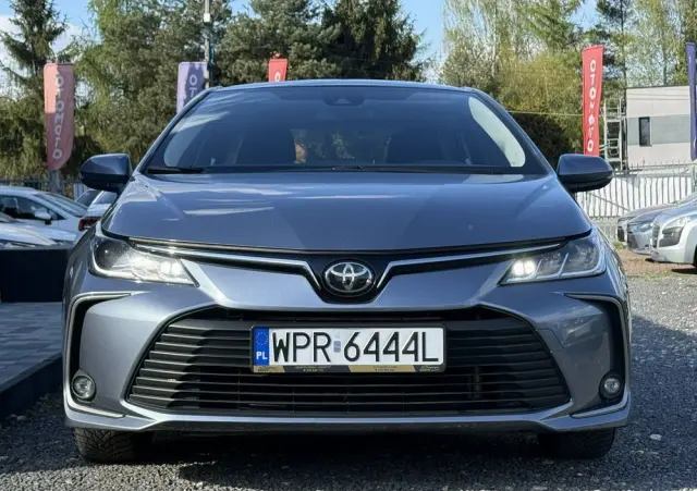 TOYOTA Corolla 1.5 Comfort
