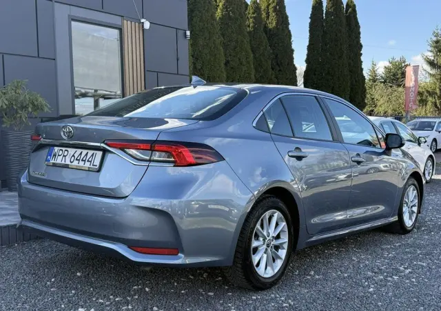 TOYOTA Corolla 1.5 Comfort
