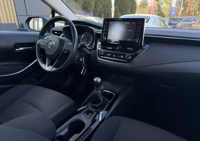 TOYOTA Corolla 1.5 Comfort