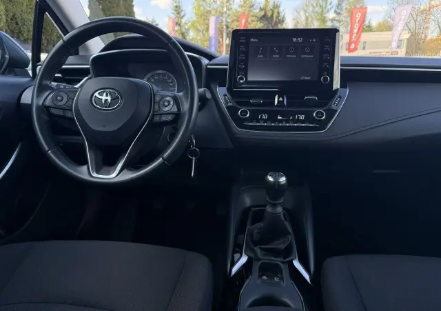 TOYOTA Corolla 1.5 Comfort