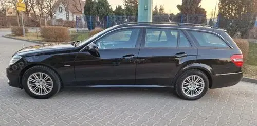MERCEDES-BENZ Klasa E 