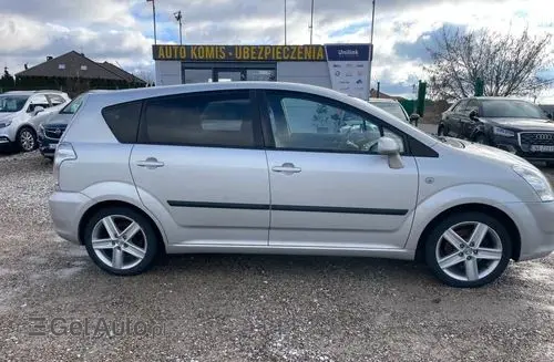 TOYOTA Corolla Verso 