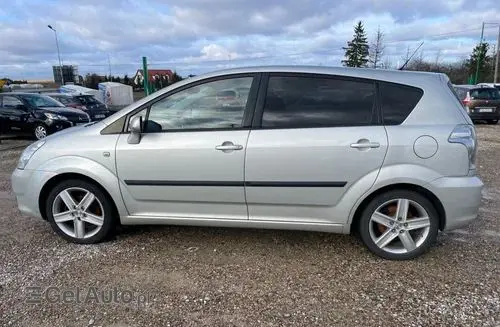 TOYOTA Corolla Verso 