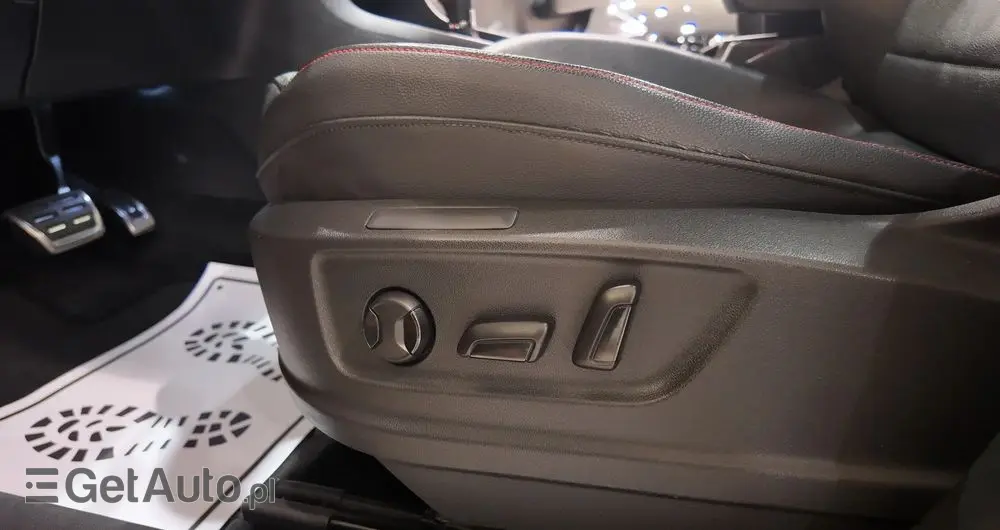 SEAT Ateca 2.0 TSI 4Drive DSG OPF FR BLACK EDITION