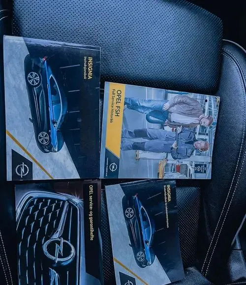 OPEL Insignia 