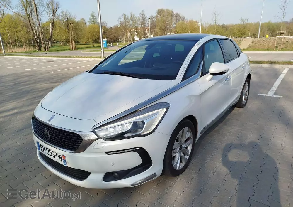 DS AUTOMOBILES DS 5 