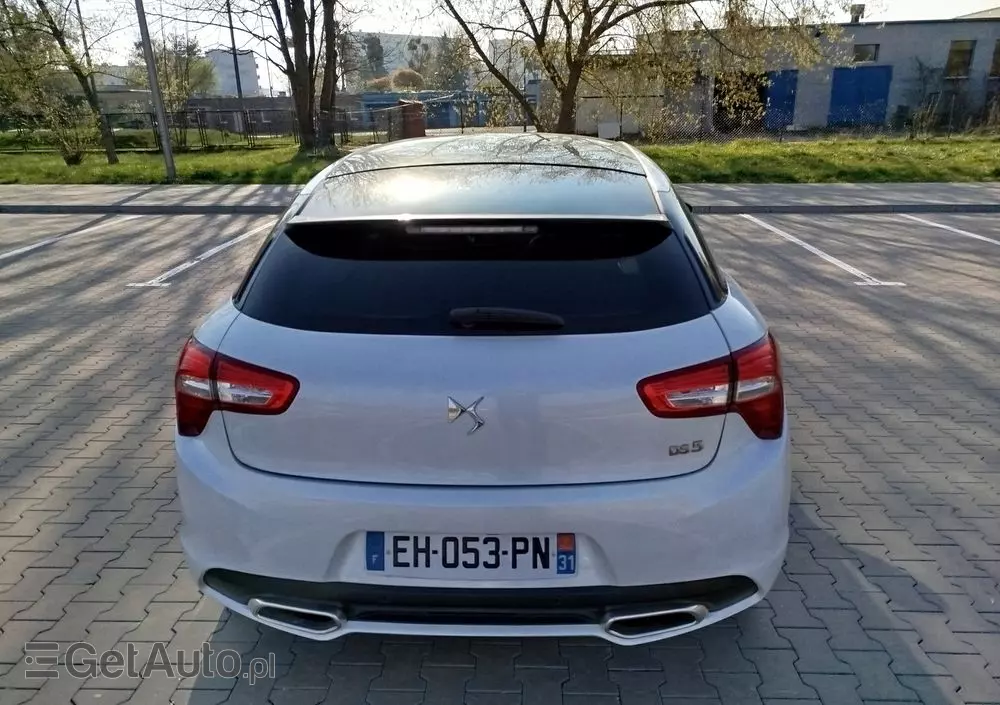 DS AUTOMOBILES DS 5 
