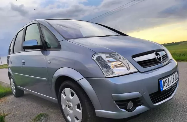 OPEL Meriva 