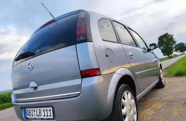 OPEL Meriva 